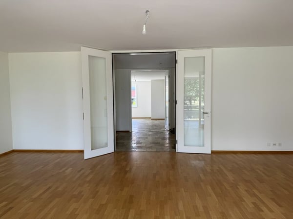 Grosszügige 4.5-Zi.-Maisonette-Wohnung mit Hobbyraum 8
