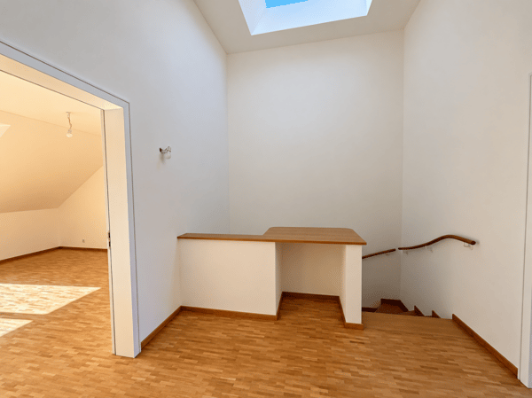 Grosszügige 4.5-Zi.-Maisonette-Wohnung mit Hobbyraum 10