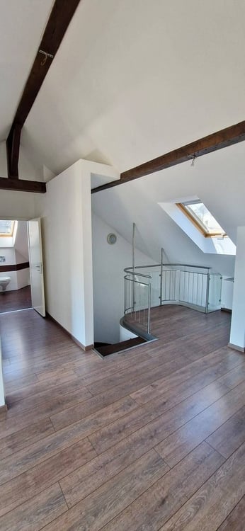 Super logement sous-gare 8