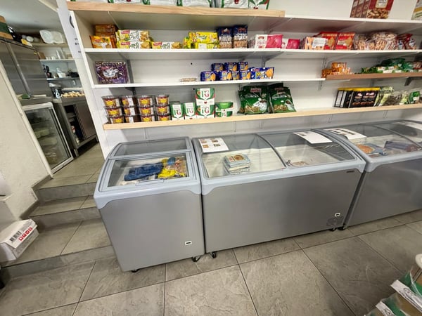 Vielseitiges Gewerbelokal mit Café- und Restaurant-Potenzial in Köniz 6