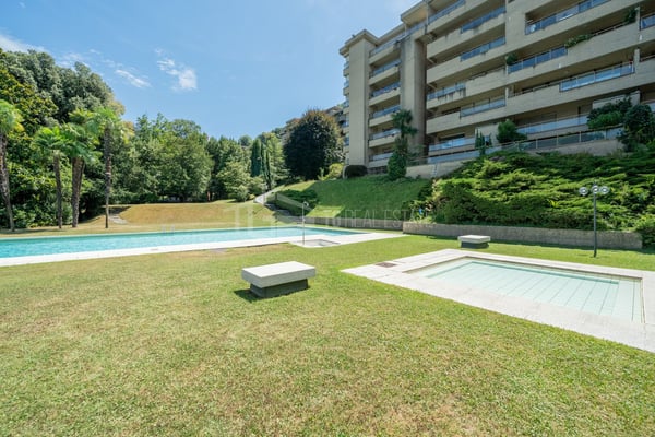4,5-ZIMMER-DUPLEX MIT SEEBLICK IN PARADISO 16