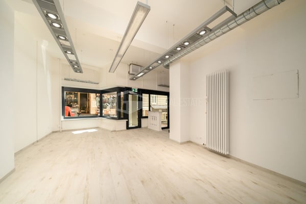 MODERNO NEGOZIO CON VETRINA NEL CUORE DI LUGANO 6