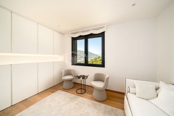 PENTHOUSE MIT ATEMBERAUBENDEM SEEBLICK IN MONTAGNOLA 11