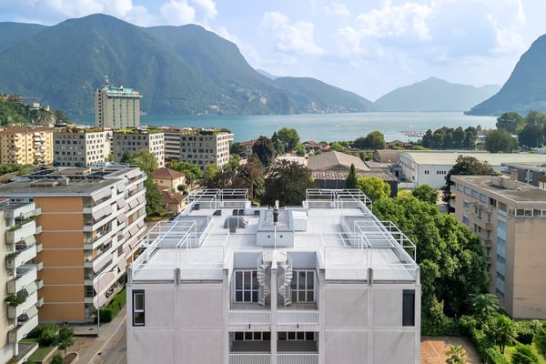 DUPLEX-PENTHOUSE MIT DACHTERRASSE UND SEEBLICK