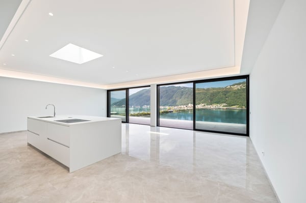 PRESTIGETRÄCHTIGES DESIGNER-PENTHOUSE MIT TERRASSE MIT SEEBLICK 5