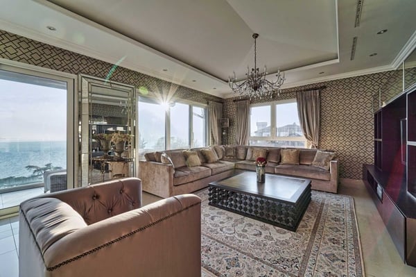 Elegantes Luxus-Penthouse mit Panoramablick auf den See 7