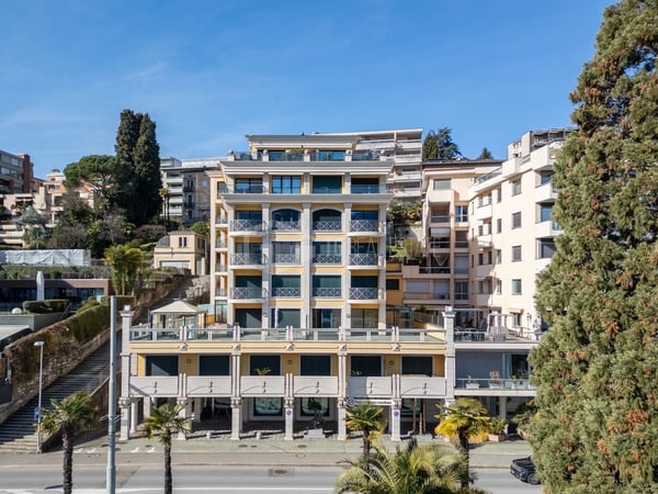 SCHÖNE WOHNUNG MIT GROSSER TERRASSE UND SEEBLICK 1