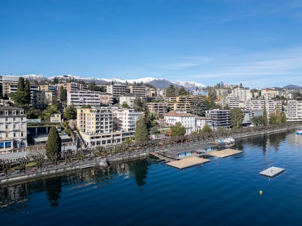 SCHÖNE WOHNUNG MIT GROSSER TERRASSE UND SEEBLICK 2