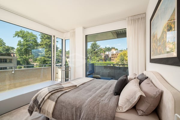 ELEGANTES PENTHOUSE IM 12. STOCK IM HERZEN VON LUGANO 8