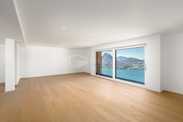 WUNDERSCHÖNE VILLA MIT GARTEN UND SEEBLICK 3