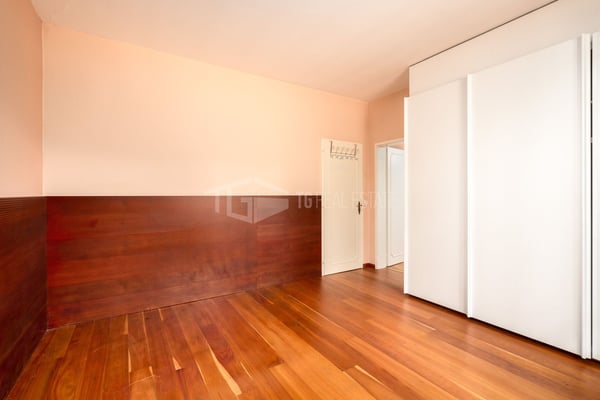 5,5-ZIMMER-HAUS MIT GARTEN, SCHWIMMBAD UND NEBENGEBÄUDE 13