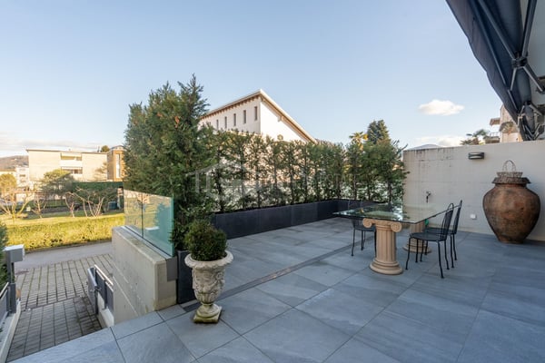 5-ZIMMER-HAUS MIT GARTEN. 14