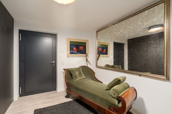 5-ZIMMER-HAUS MIT GARTEN. 13