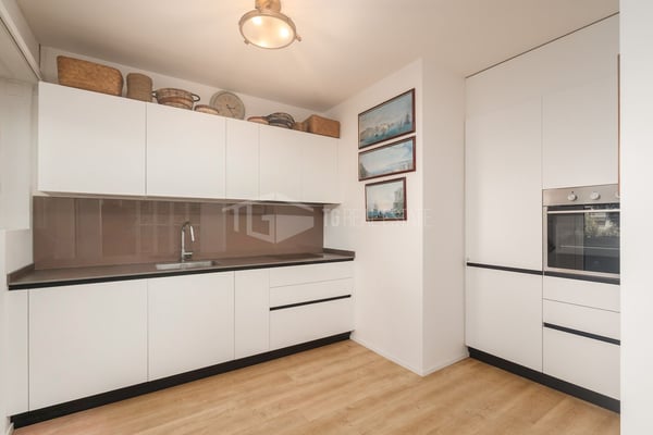 Elegante 4,5-Zimmer-Wohnung mit Terrassen, in der Nähe des Zentrums und des Bahnhofs von Lugano 6