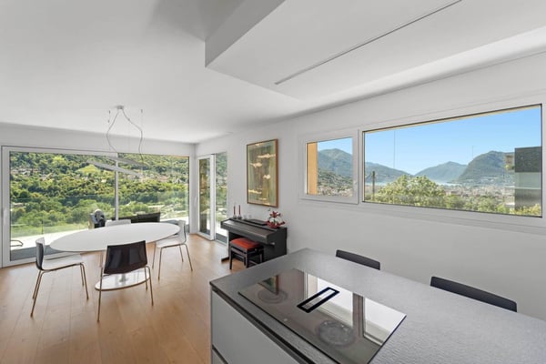 WOHNUNG MIT SCHÖNEM SEEBLICK 10