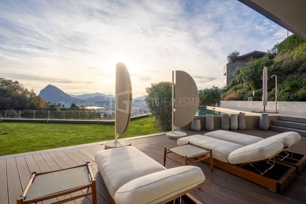 EXKLUSIVE VILLA MIT PANORAMABLICK AUF DEN LUGANOSEE 13