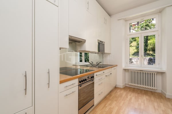 ELEGANTE 5,5-ZIMMER-WOHNUNG MIT SPEKTAKULÄRER SEESICHT 8