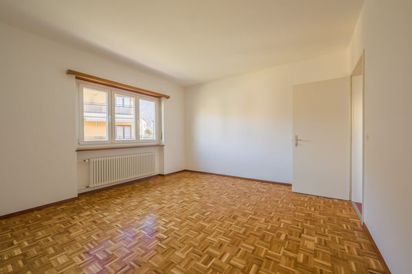 GEMÜTLICHE 5,5-ZIMMER-WOHNUNG MIT PRIVATEM GARTEN 10