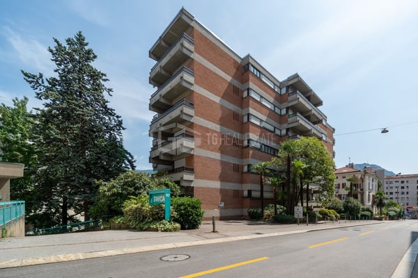 DUPLEX CON GIARDINO IN CENTOR LUGANO 14