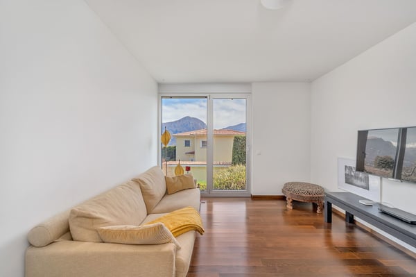 EXKLUSIVE DESIGNERVILLA MIT SEEBLICK UND ABSOLUTER PRIVATSPHÄRE 11