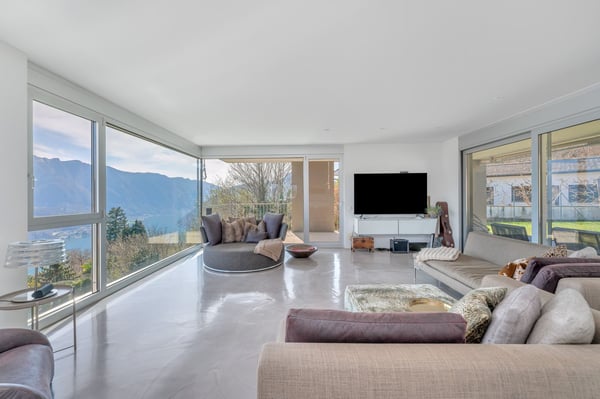 EXKLUSIVE DESIGNERVILLA MIT SEEBLICK UND ABSOLUTER PRIVATSPHÄRE 4