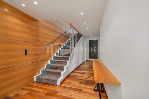 Repräsentatives Duplex-Penthouse mit Seeblick in Aldesago 15