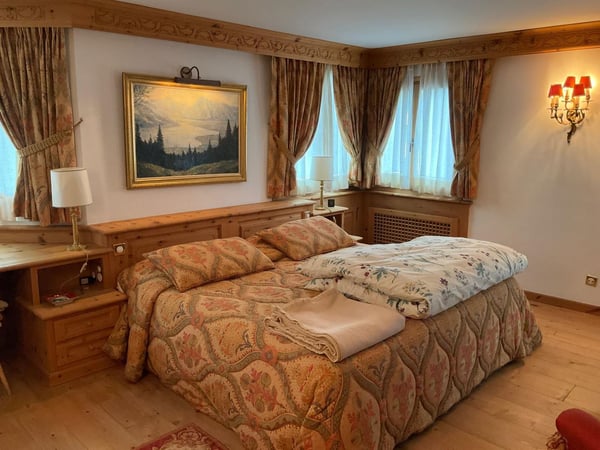 INCANTEVOLE APPARTAMENTO DUPLEX A ST. MORITZ 2
