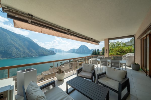 APPARTAMENTO AMMOBILIATO CON VISTA LAGO 1