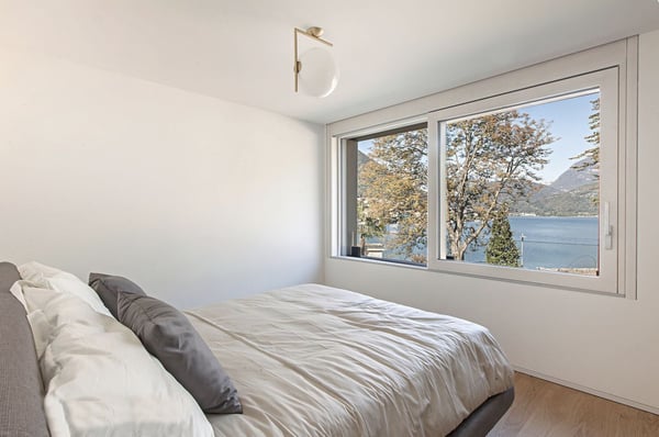 KOMPLETT EINGERICHTETES 6,5-ZIMMER-HAUS AM SEE 8