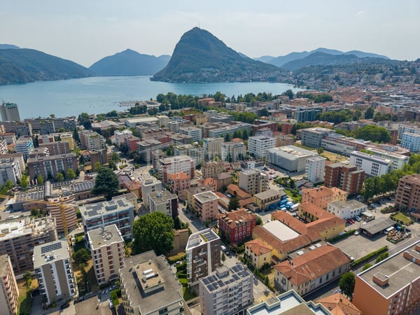MODERNO BILOCALE IN CENTRO LUGANO 13