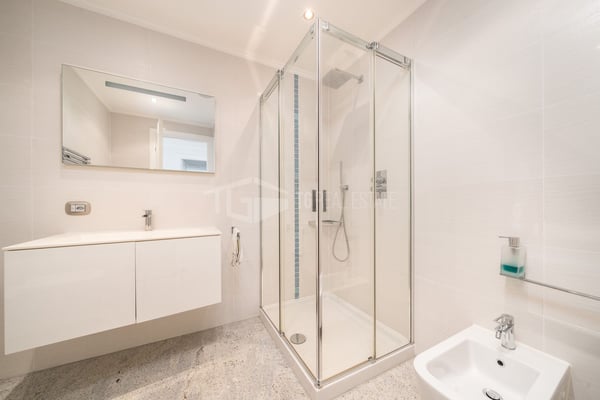 5,5-ZIMMER-PENTHOUSE MIT HERRLICHEM SEEBLICK 14