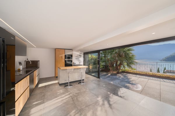 ACCOGLIENTE CASA CON GIARDINO E VISTA LAGO 5