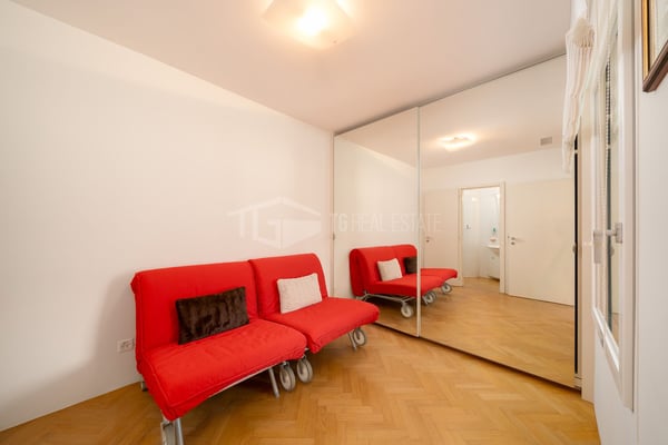 ACCOGLIENTE CASA CON GIARDINO E VISTA LAGO 11