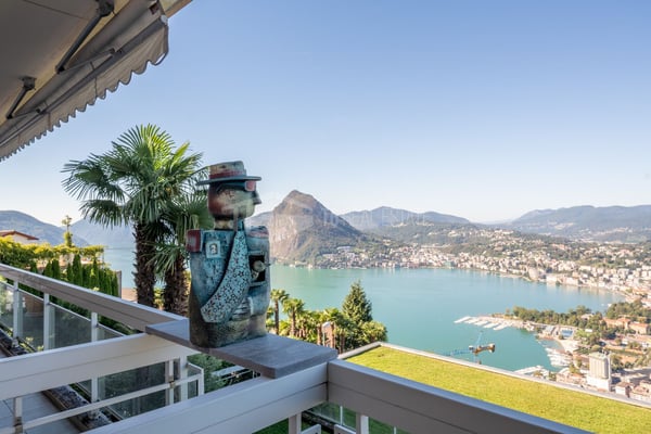 DUPLEX MIT GARTEN UND PANORAMABLICK AUF DEN SEE 3