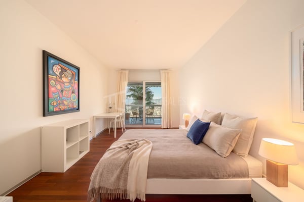 DUPLEX MIT GARTEN UND PANORAMABLICK AUF DEN SEE 10
