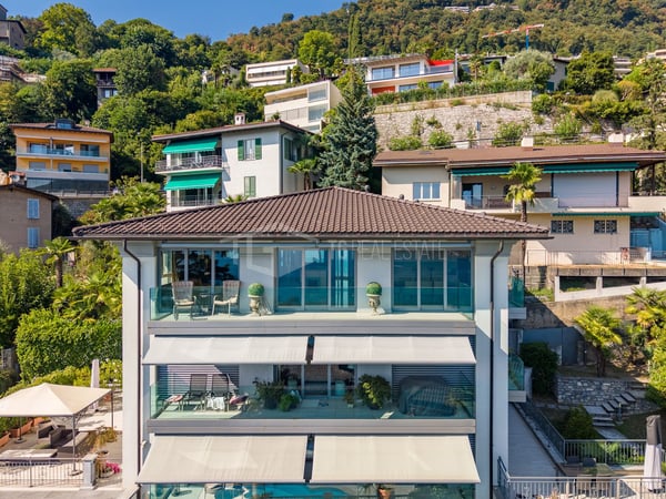 Elegantes Luxus-Penthouse mit Panoramablick auf den See 17