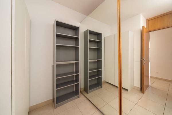 HELLES 4.5-ZIMMER-APARTMENT MIT BLICK AUF DEN SEE IN PARADISO 11