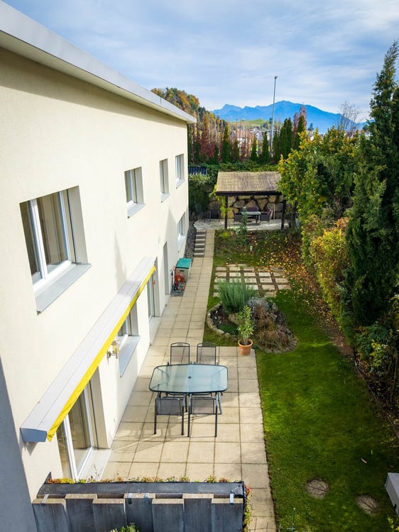 Freistehendes, grosses Einfamilienhaus mit vielen Möglichkeiten 4