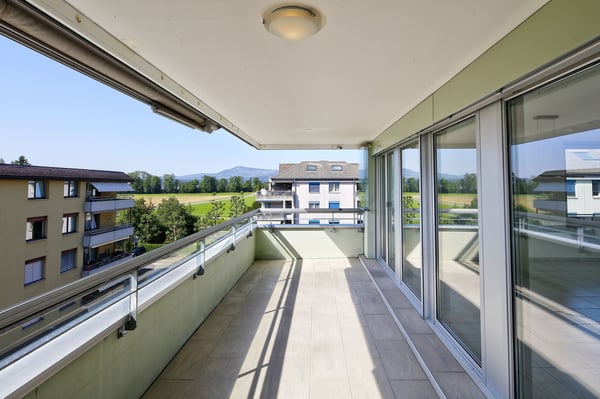 Ruhiges Wohnen, Nähe Zentrum und Hafen – mit Panoramablick 3
