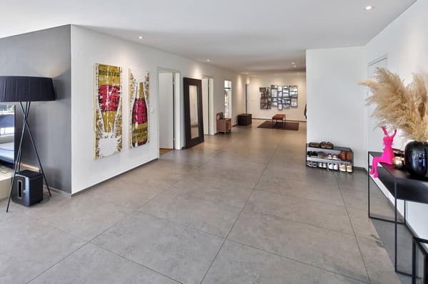 Grosse, exklusive 5.5 Zimmer-Gartenwohnung mit viel Umschwung 16