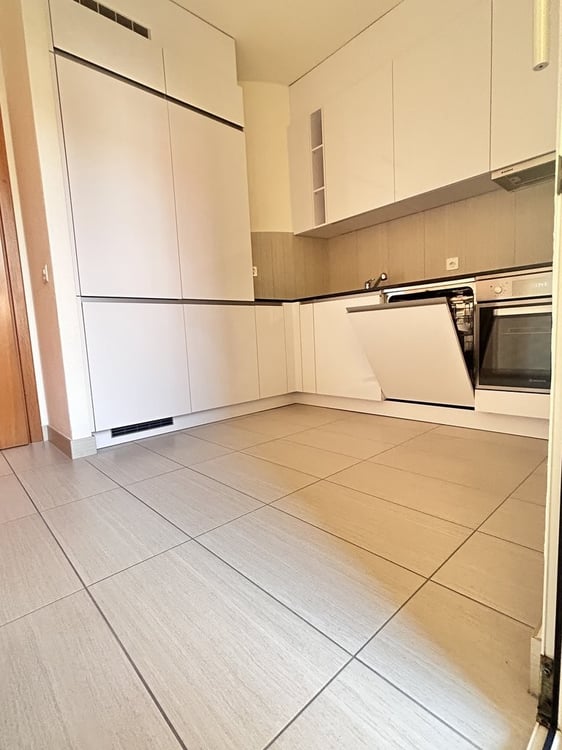 APAPPARTAMENTO IN COMPLESSO RESIDENZIALE - FLAT IN RESIDENTIAL COMPLEX 3