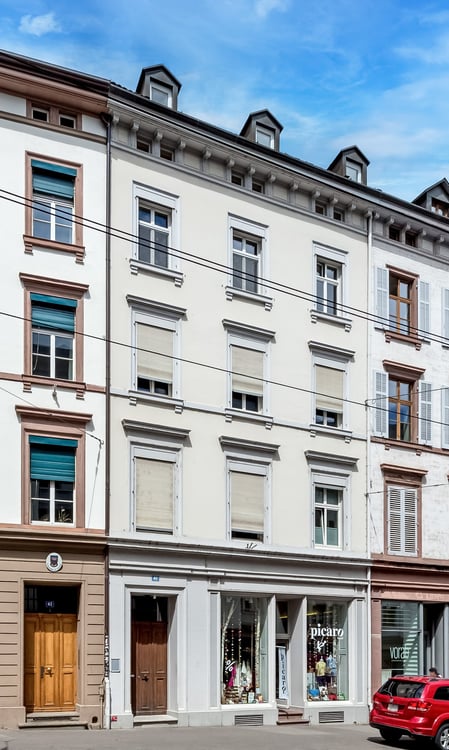 Charmante 3.5-Zimmer-Maisonette-Wohnung mit Blick über Basel 2