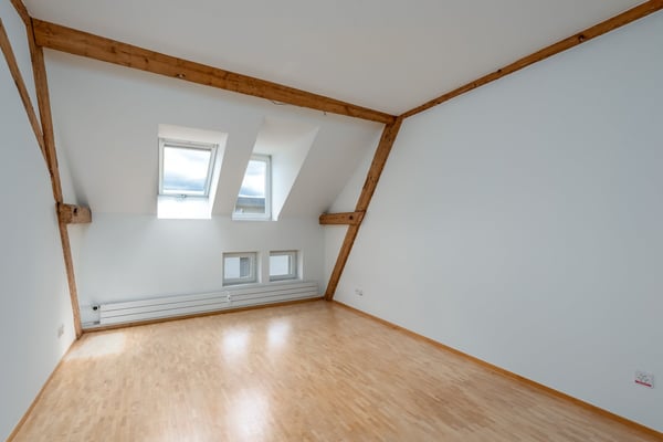 Charmante 3.5-Zimmer-Maisonette-Wohnung mit Blick über Basel 10