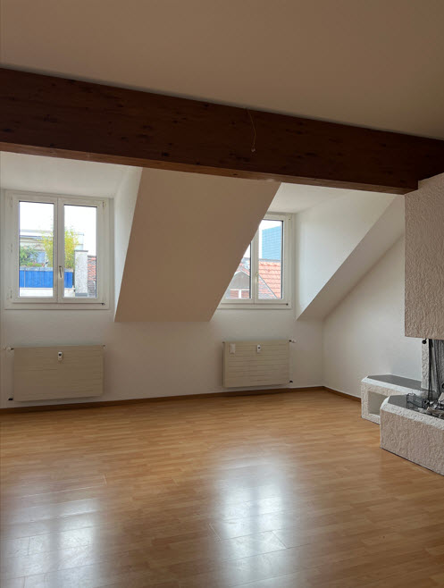 Gemütliche 1.5 Zimmer-Altbau-Dachwohnung 9