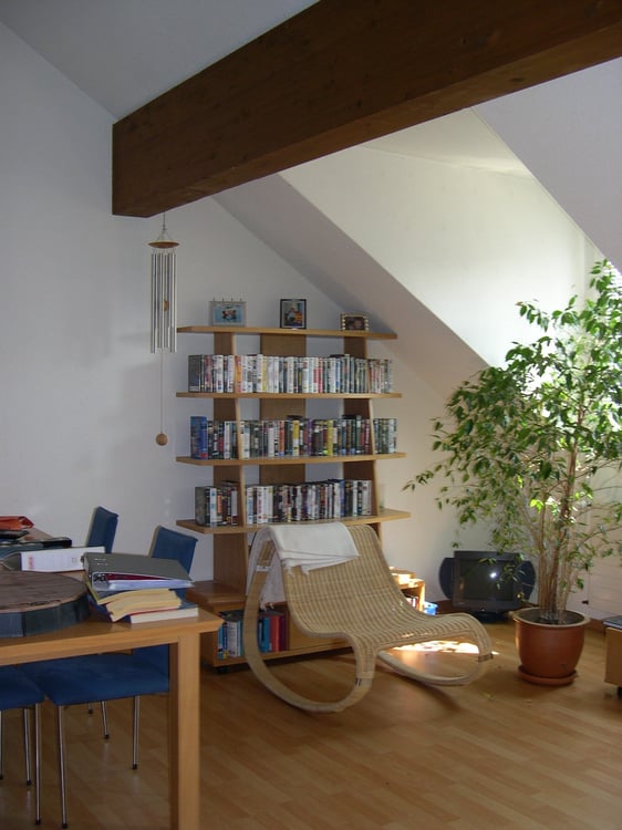 Gemütliche 2.5 Zimmer-Altbau-Dachwohnung 4