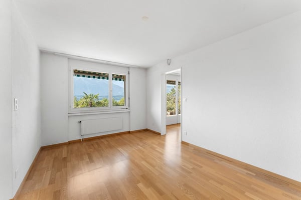 Charmante 3.5-Zimmer-Terrassenwohnung mit traumhaftem Seepanorama in Oberhofen am Thunersee 11