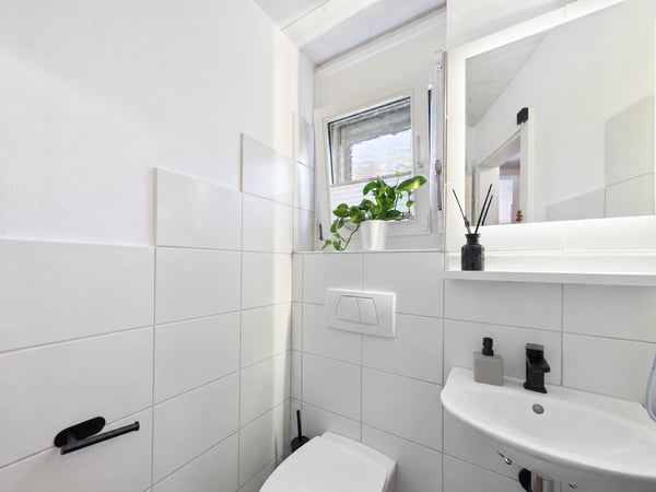Grosszügiges 5.5-Zimmer-Reihenhaus mit privatem, beheiztem Pool 14