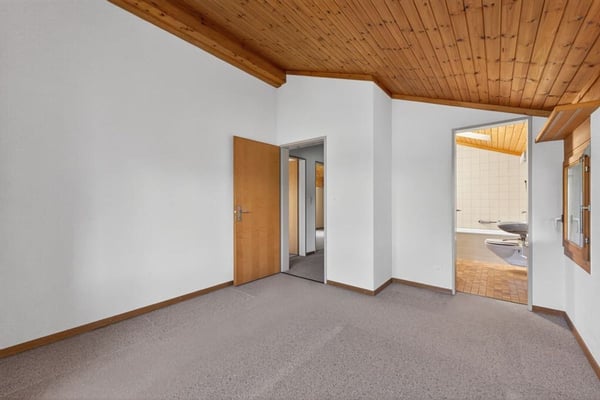 Unverbaubarer Blick auf den Thunersee - Wunderschöne Maisonette-Wohnung - Ihr neues Domizil 12