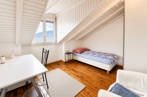 Appartement meublé de 4 pièces à louer sous les toîts - Genève 4