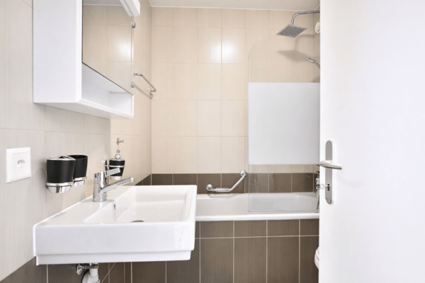 Appartement traversant dans un immeuble récent à Châtelaine - Proche des transports et commodités 5